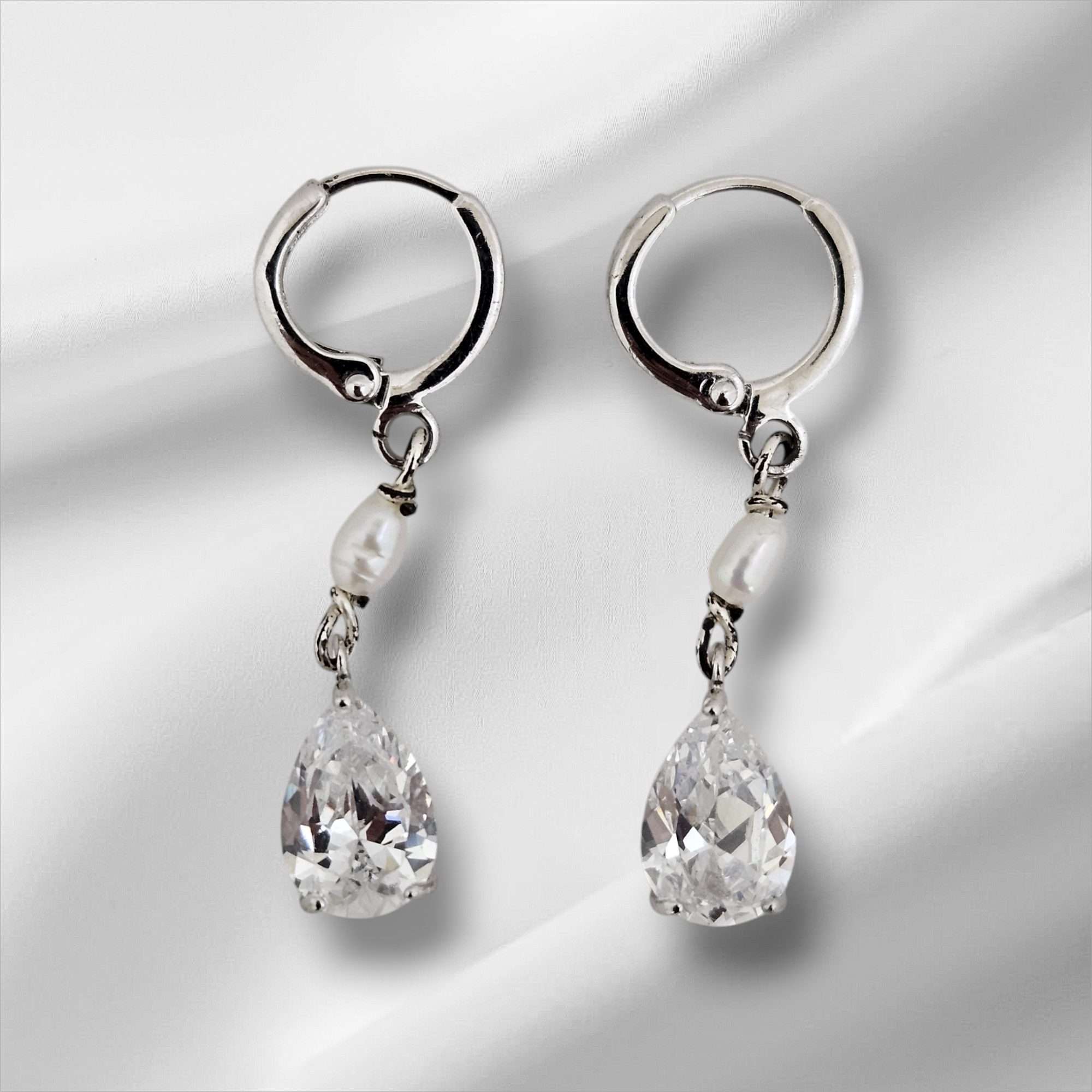 Aretes de circonia de plata